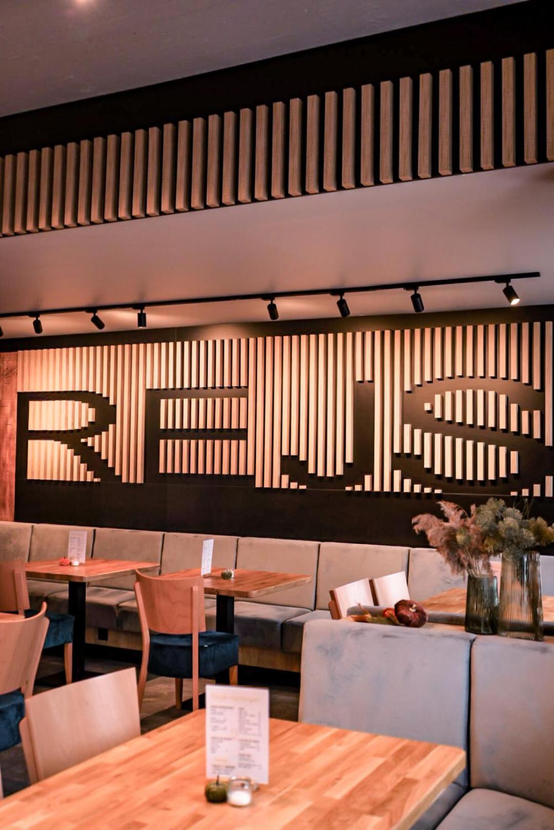 Dom Goscinny Z Restauracja - Rejs Dziwnów Exteriör bild